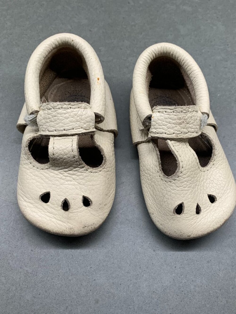 Freshly Picked Cream Leather Mary Jane Moccasins Size 3 Soft Sole Baby Shoes